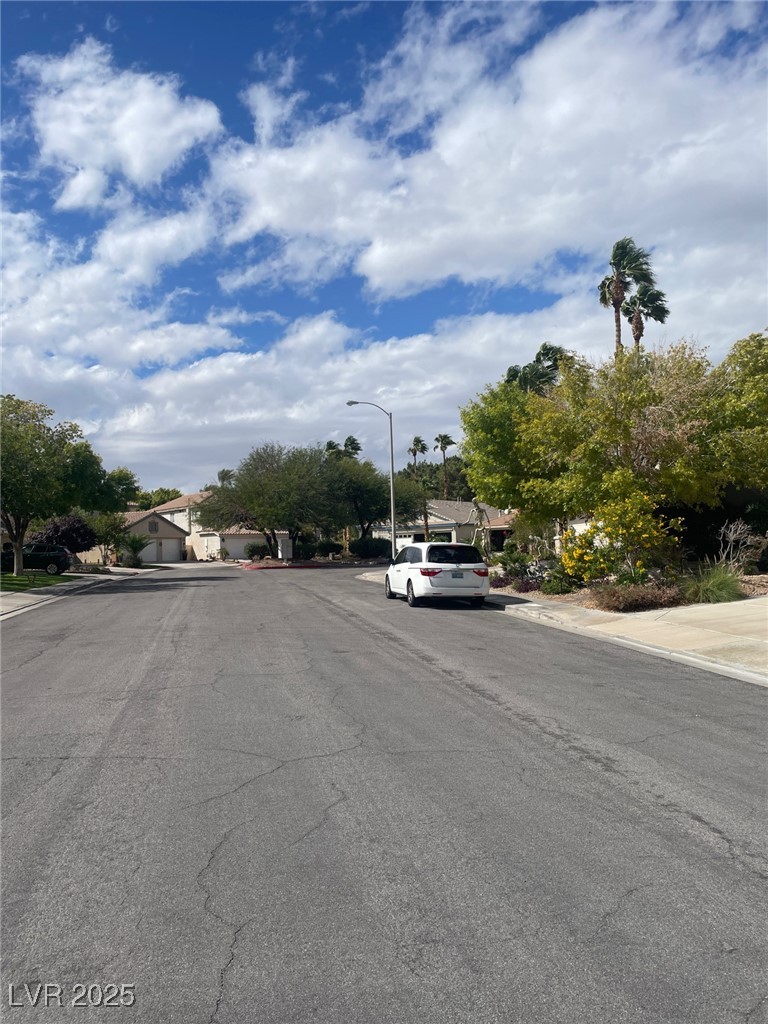 1886 Desert Forest Way