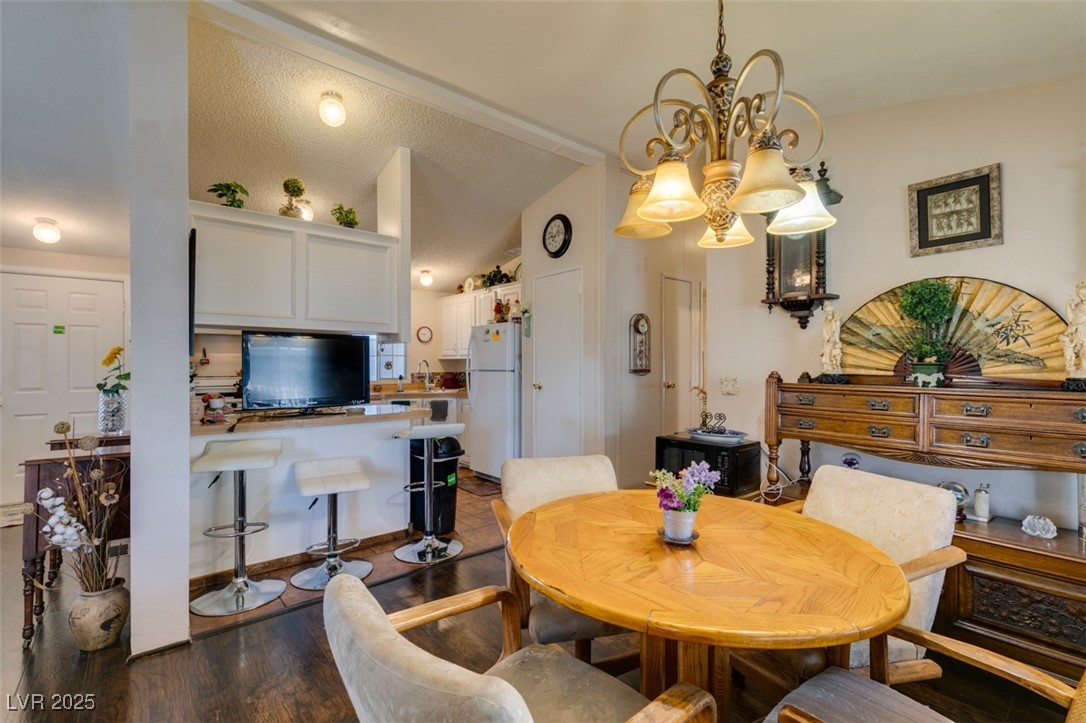 3325 Isle Royale Drive