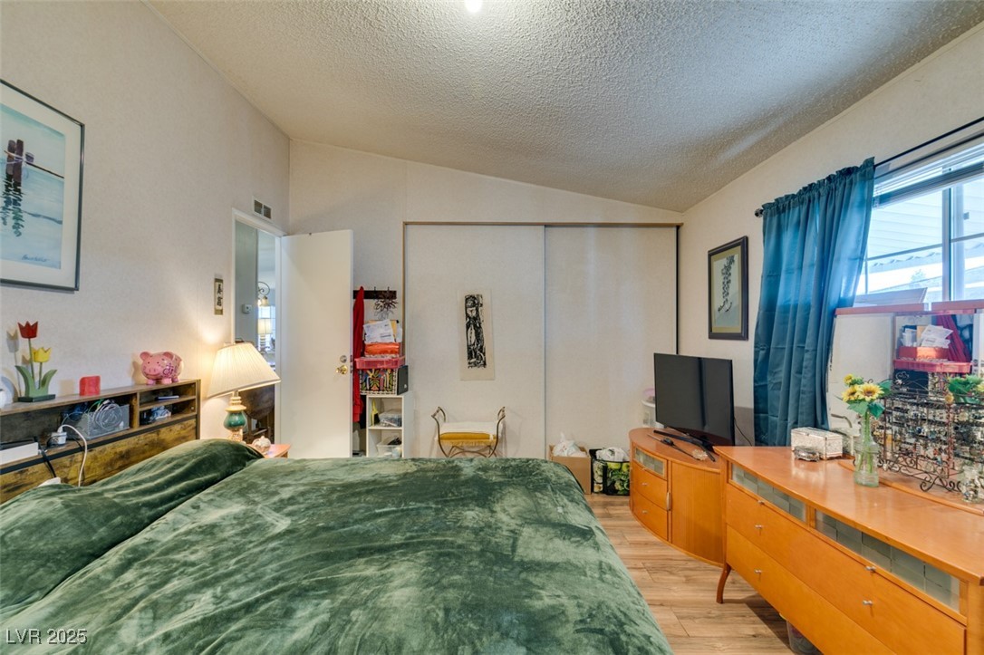 3325 Isle Royale Drive