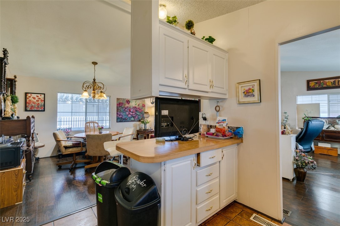 3325 Isle Royale Drive