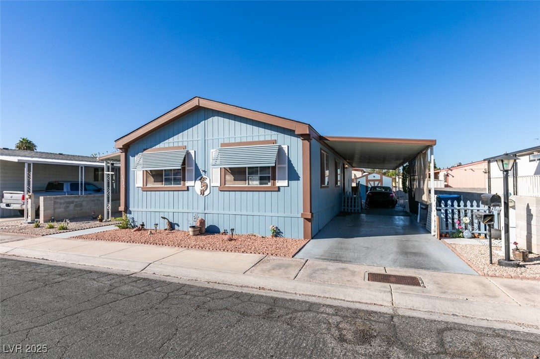 3325 Isle Royale Drive
