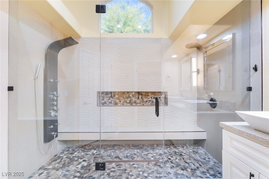 9216 Sun Rose Avenue