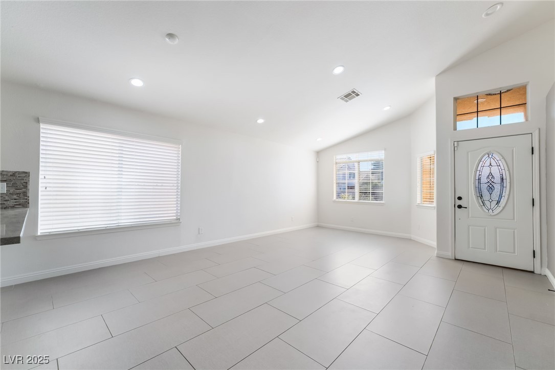 9216 Sun Rose Avenue