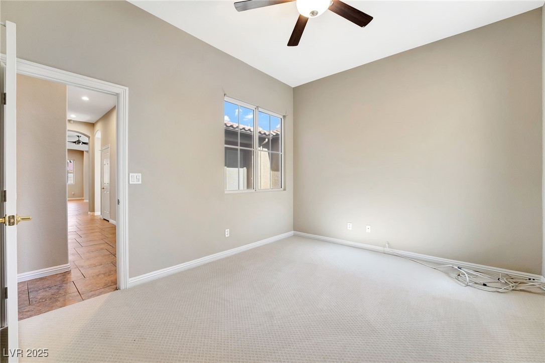 7232 Frontier Hills Avenue