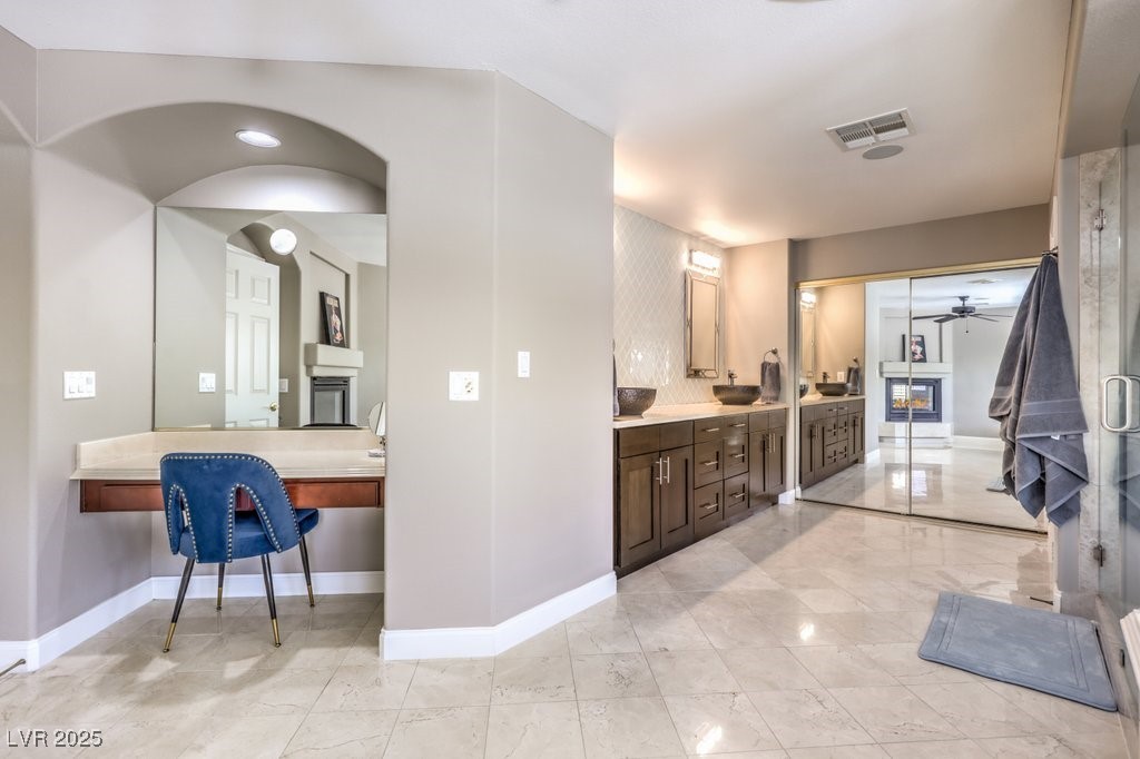 4453 Melrose Abbey Place