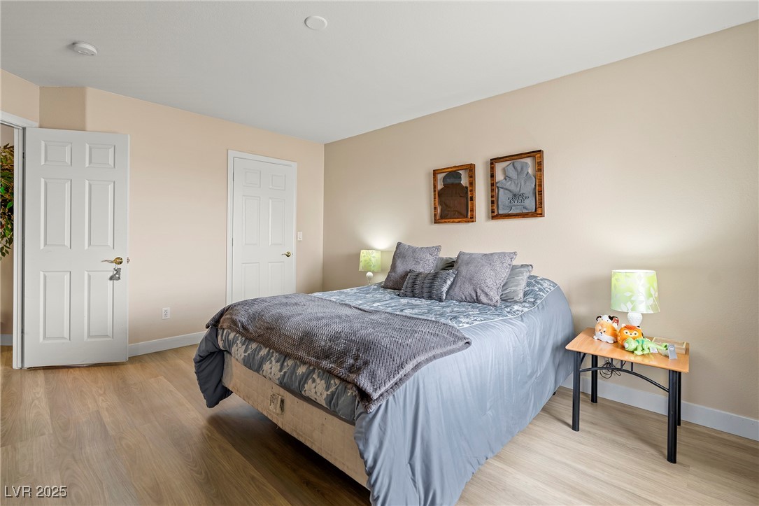1430 October Oak Avenue