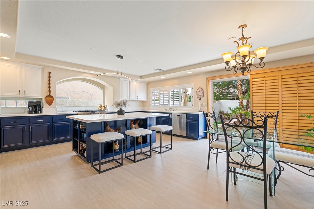1430 October Oak Avenue