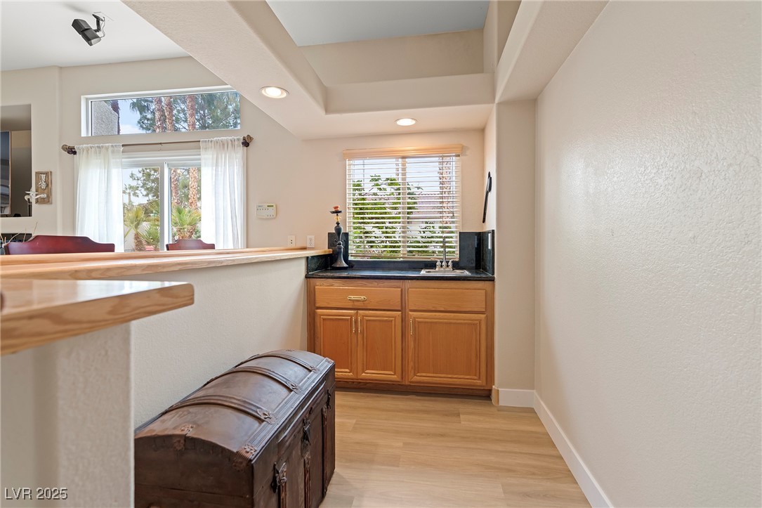 1430 October Oak Avenue