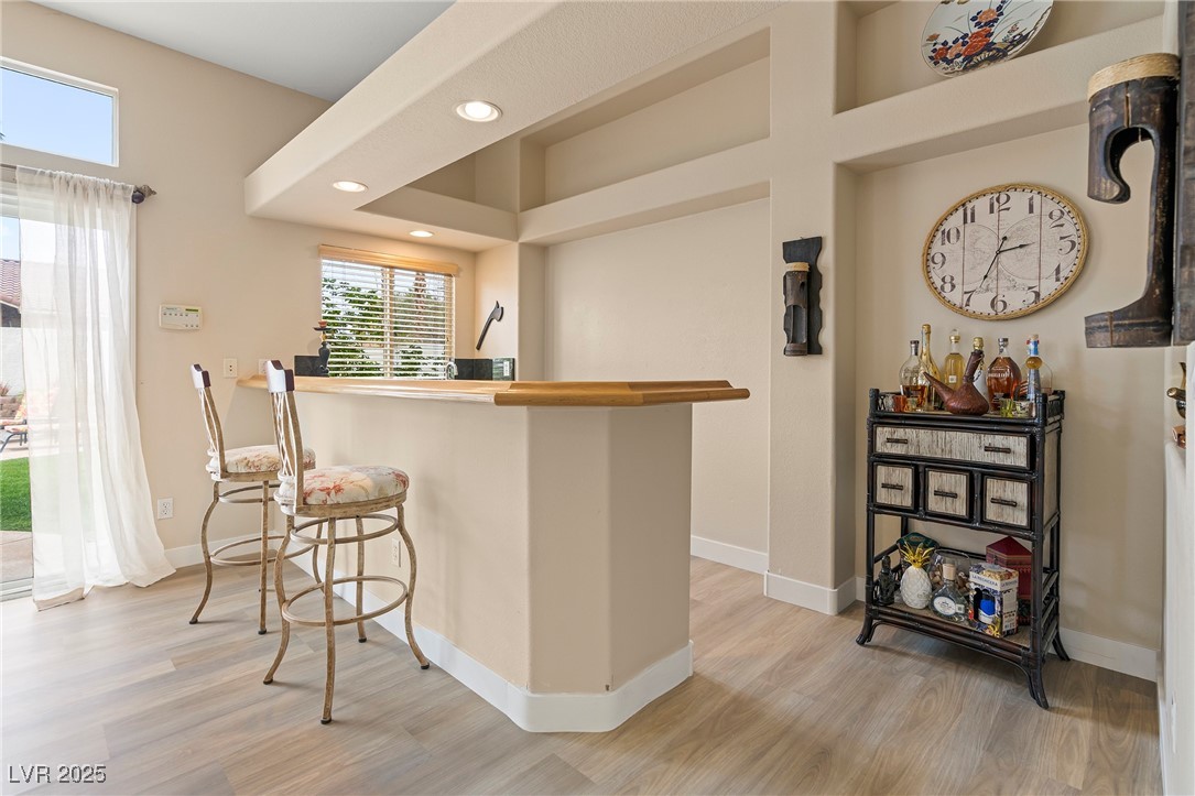 1430 October Oak Avenue