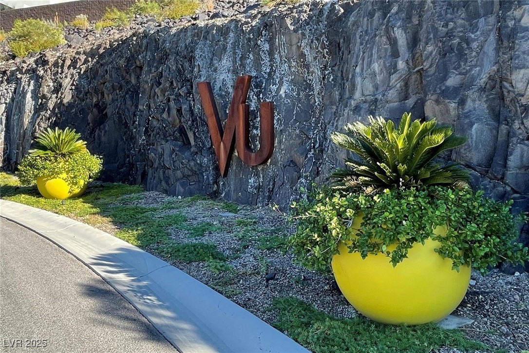 1224 Starview Peak Court