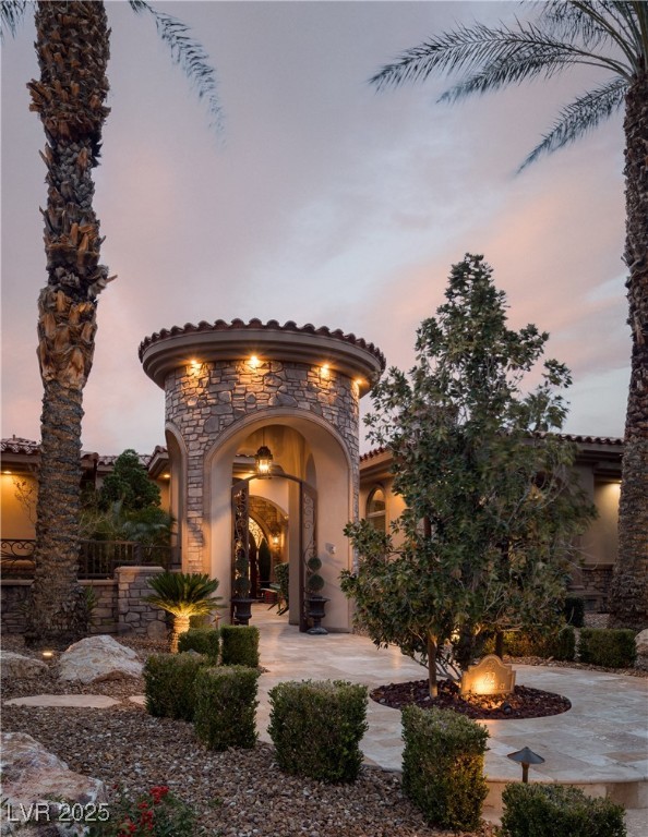 22 Castle Oaks Court