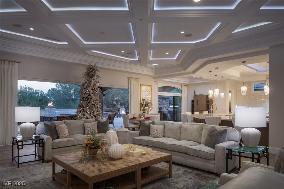 22 Castle Oaks Court