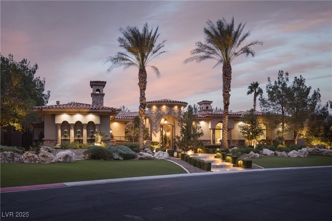 22 Castle Oaks Court