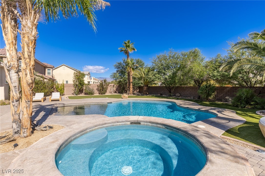 7304 Buttons Ridge Drive