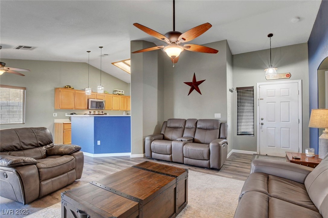 1106 Hutch Court