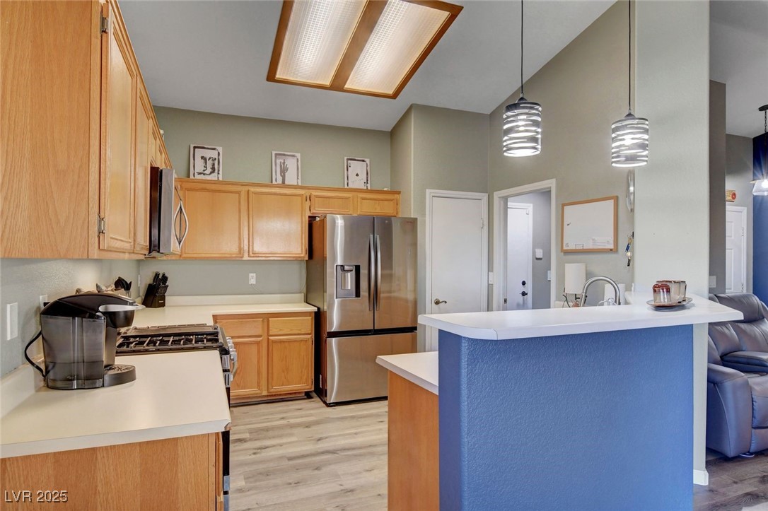 1106 Hutch Court