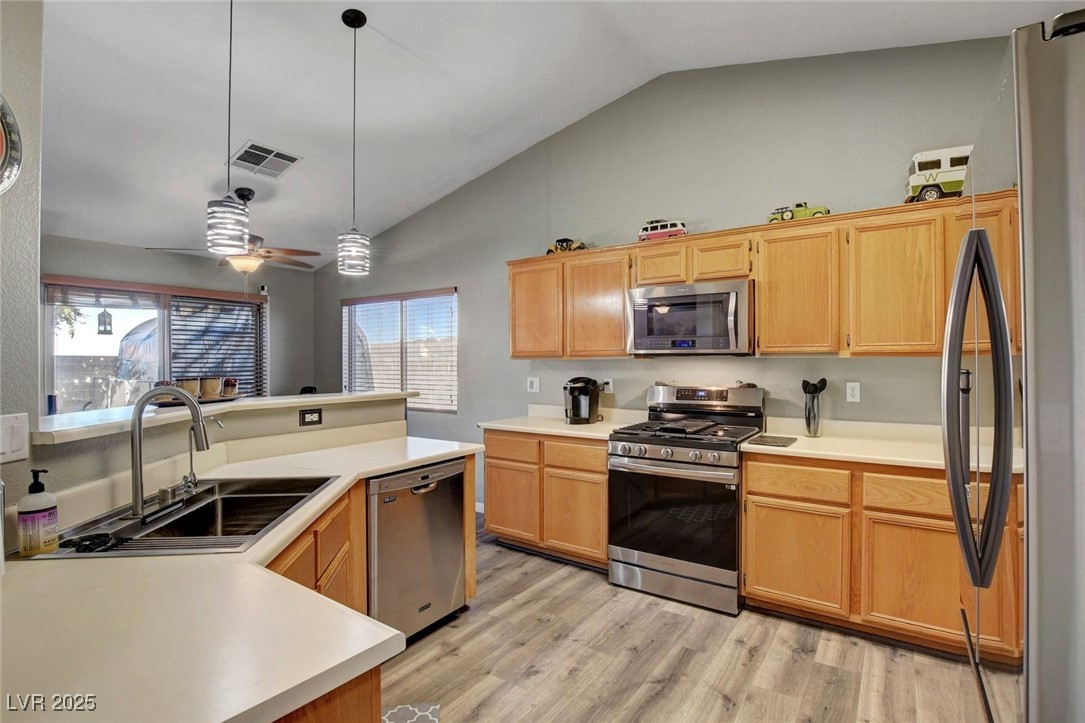 1106 Hutch Court
