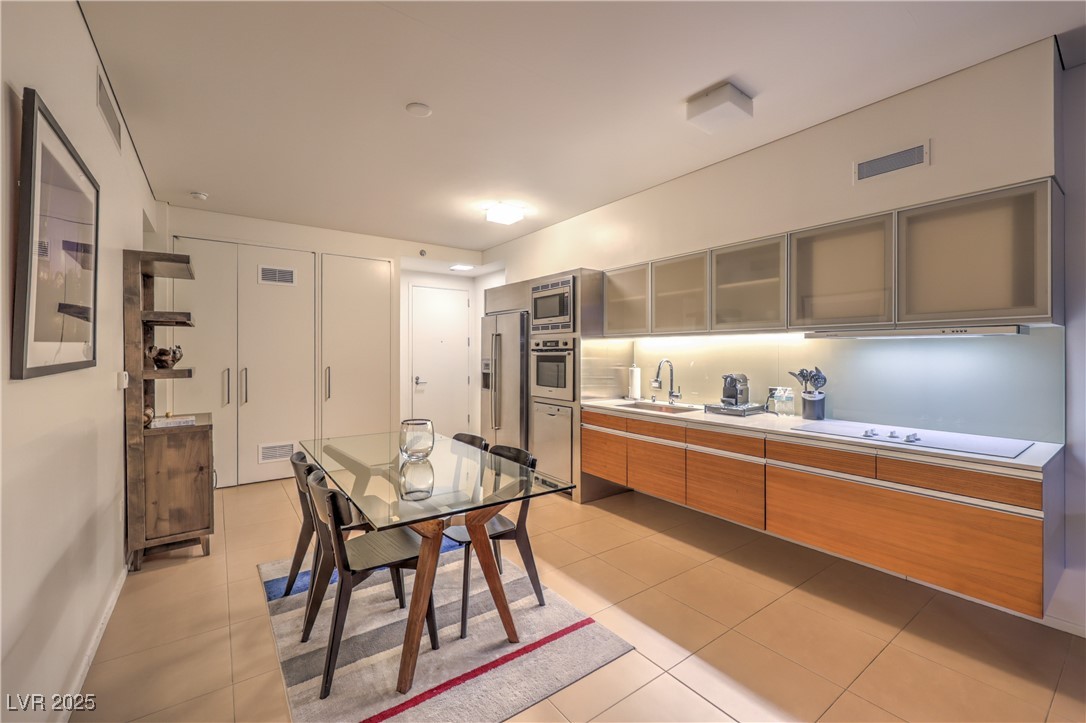 3726 Las Vegas Boulevard 3105