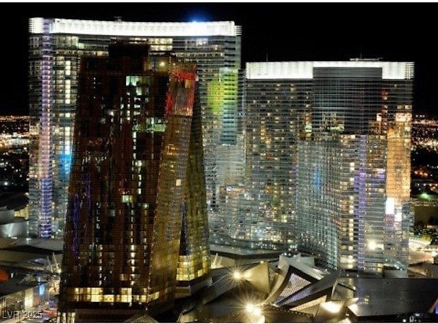 3726 Las Vegas Boulevard 3105