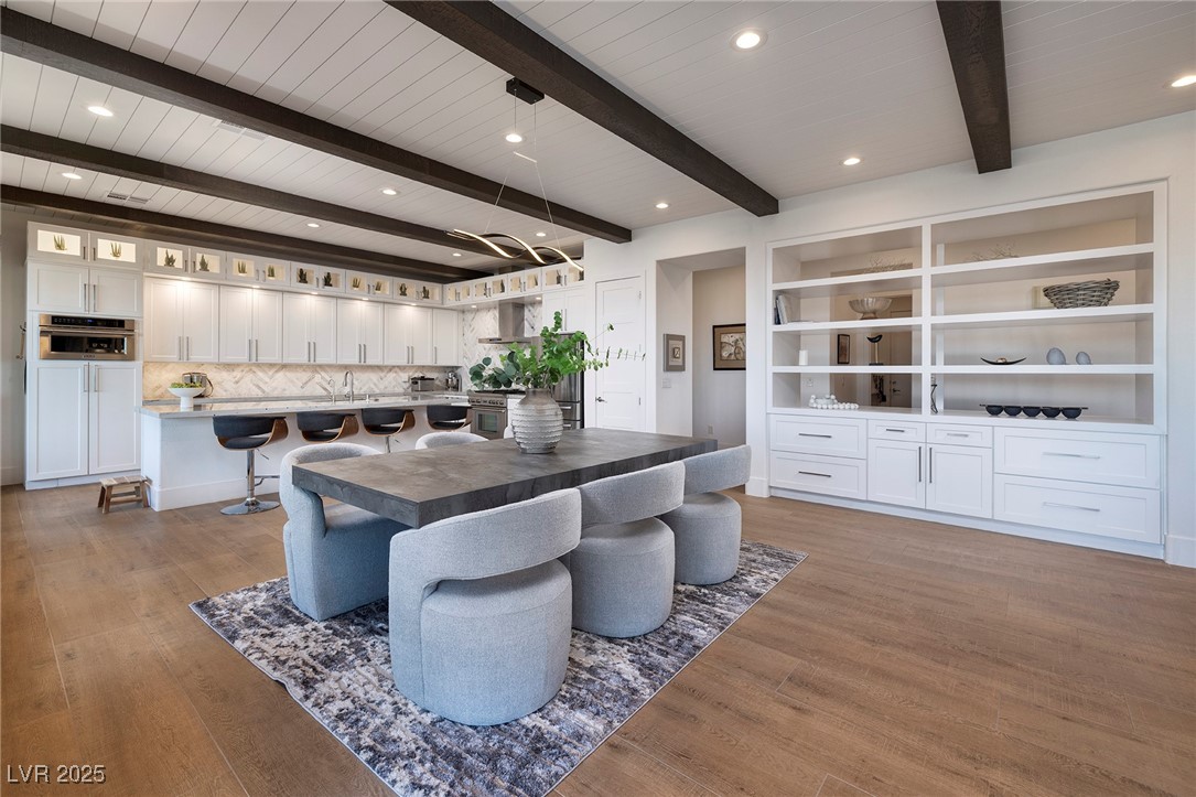 2840 Foxtail Creek Avenue