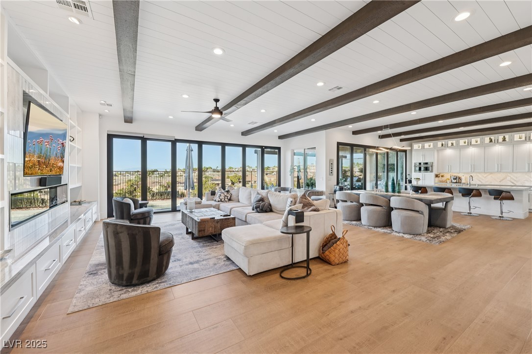 2840 Foxtail Creek Avenue