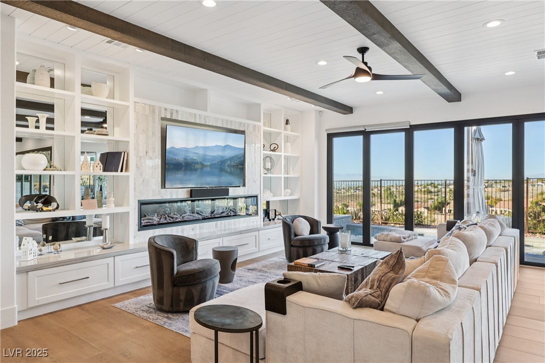 2840 Foxtail Creek Avenue