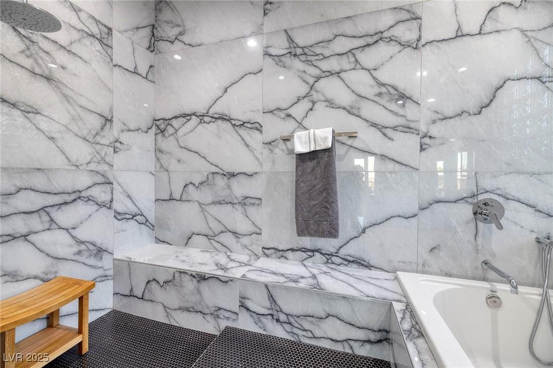 2840 Foxtail Creek Avenue