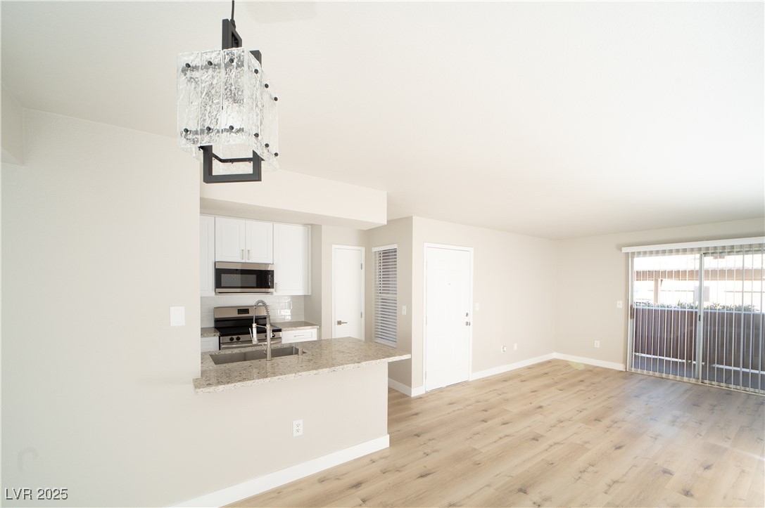 8101 West Flamingo Road 1057