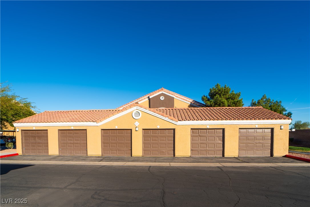 8101 West Flamingo Road 1057