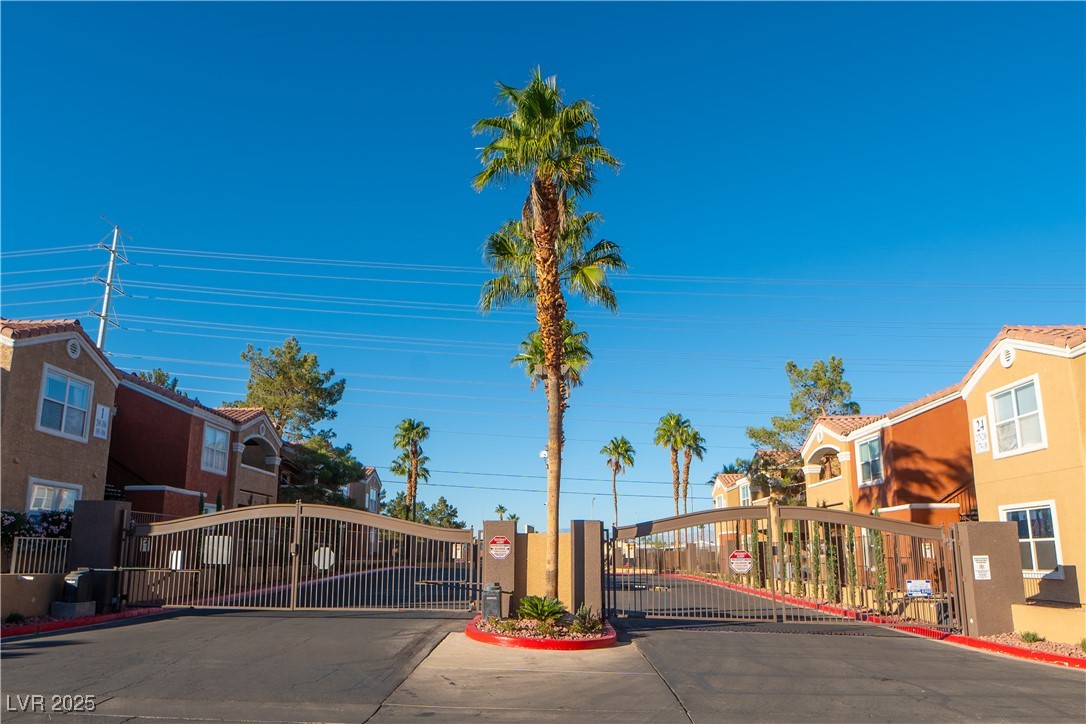 8101 West Flamingo Road 1057