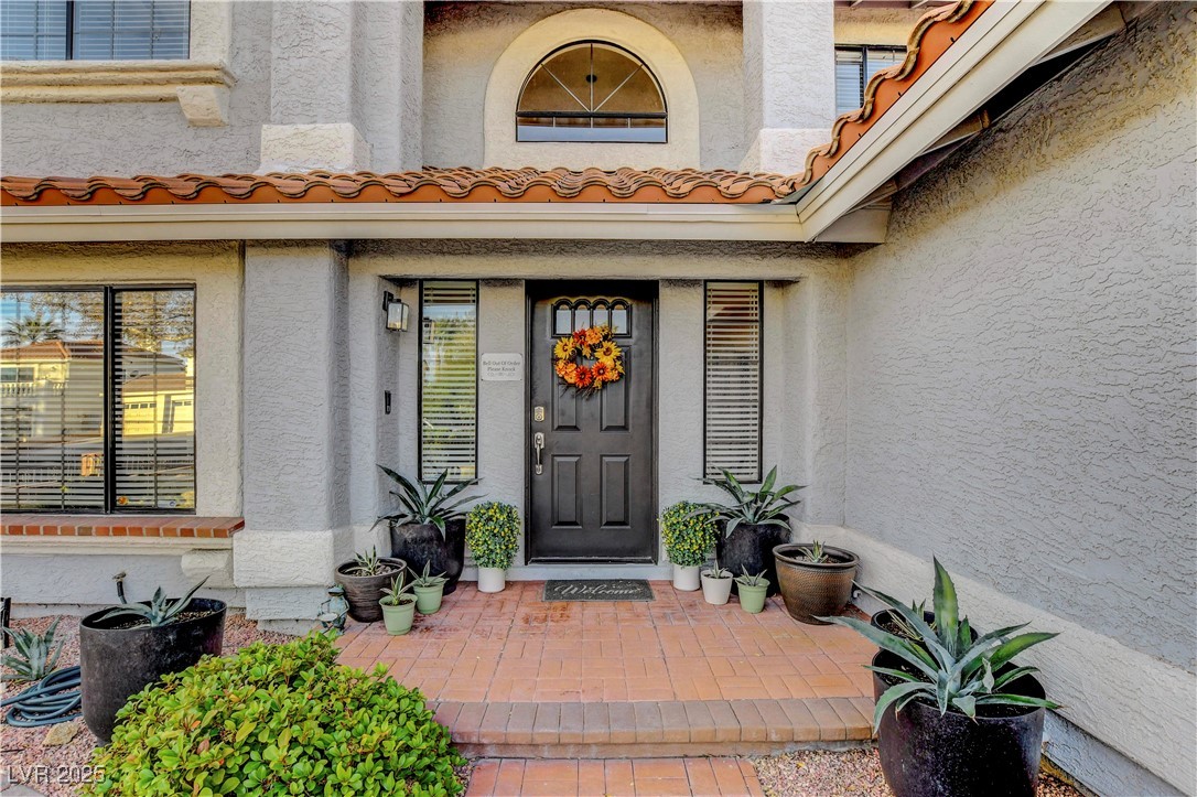 2825 Waterview Drive