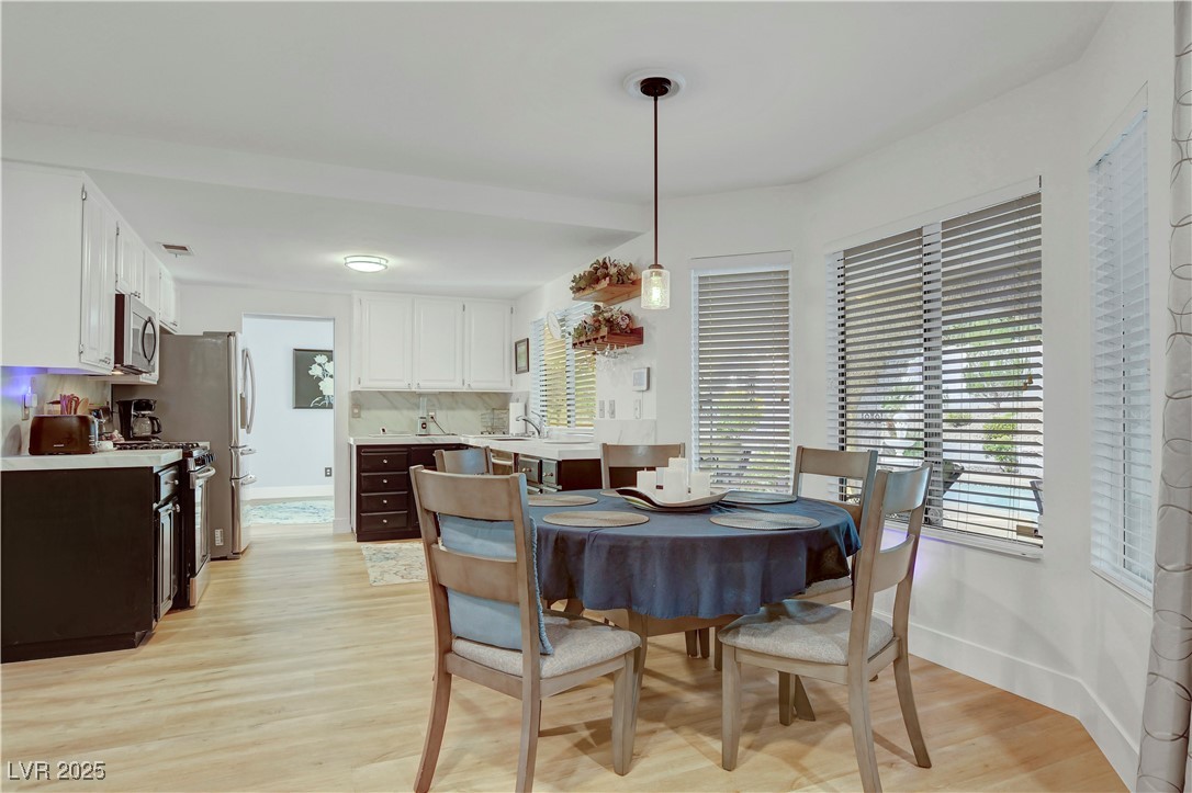 2825 Waterview Drive