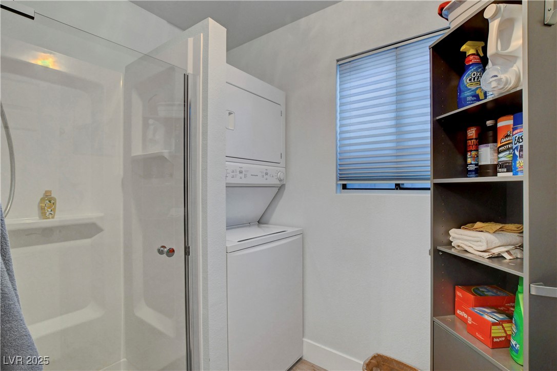 2825 Waterview Drive