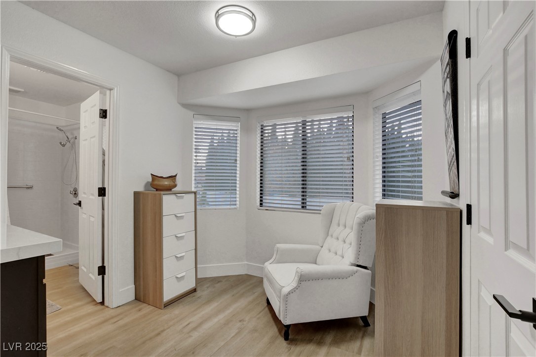 2825 Waterview Drive