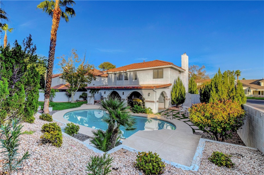 2825 Waterview Drive