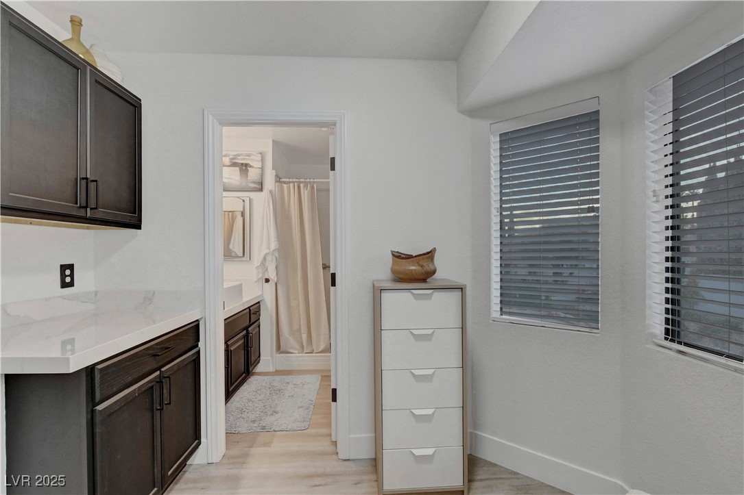 2825 Waterview Drive