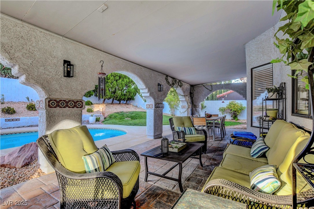 2825 Waterview Drive