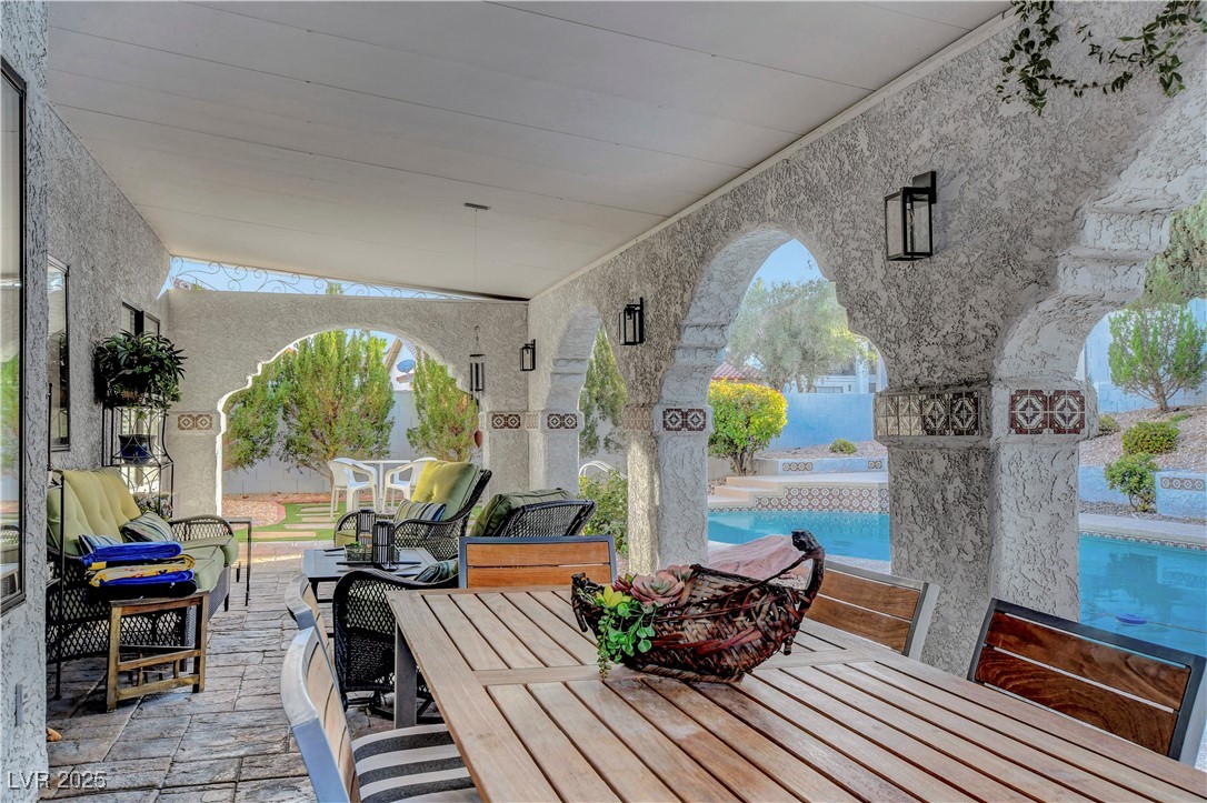 2825 Waterview Drive