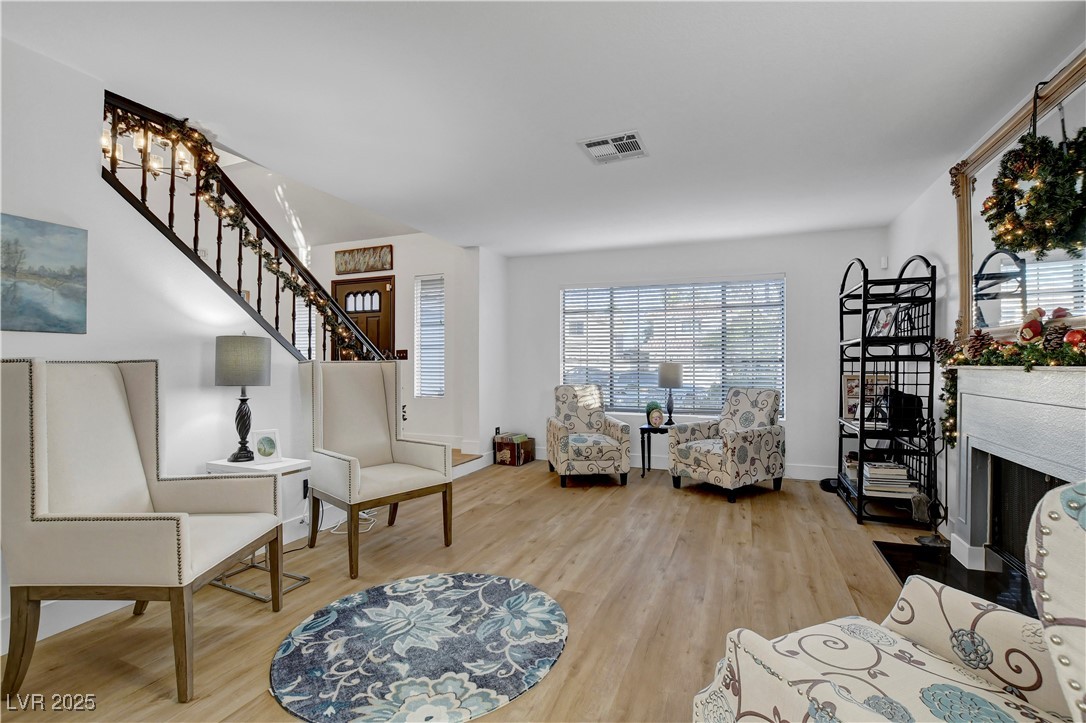 2825 Waterview Drive