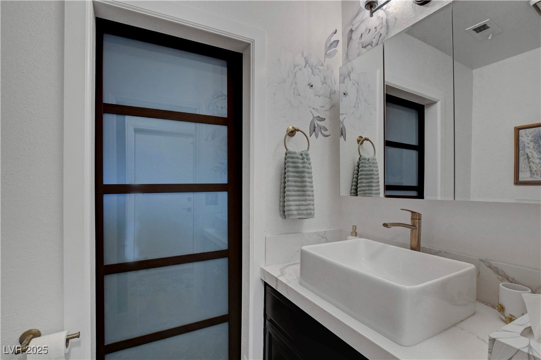 2825 Waterview Drive