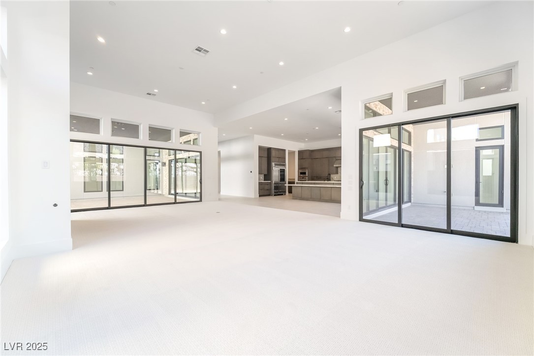 4811 Verde Bloom Street