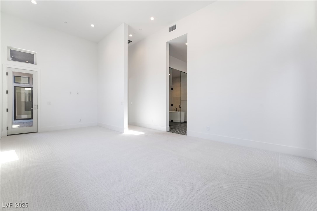 4811 Verde Bloom Street