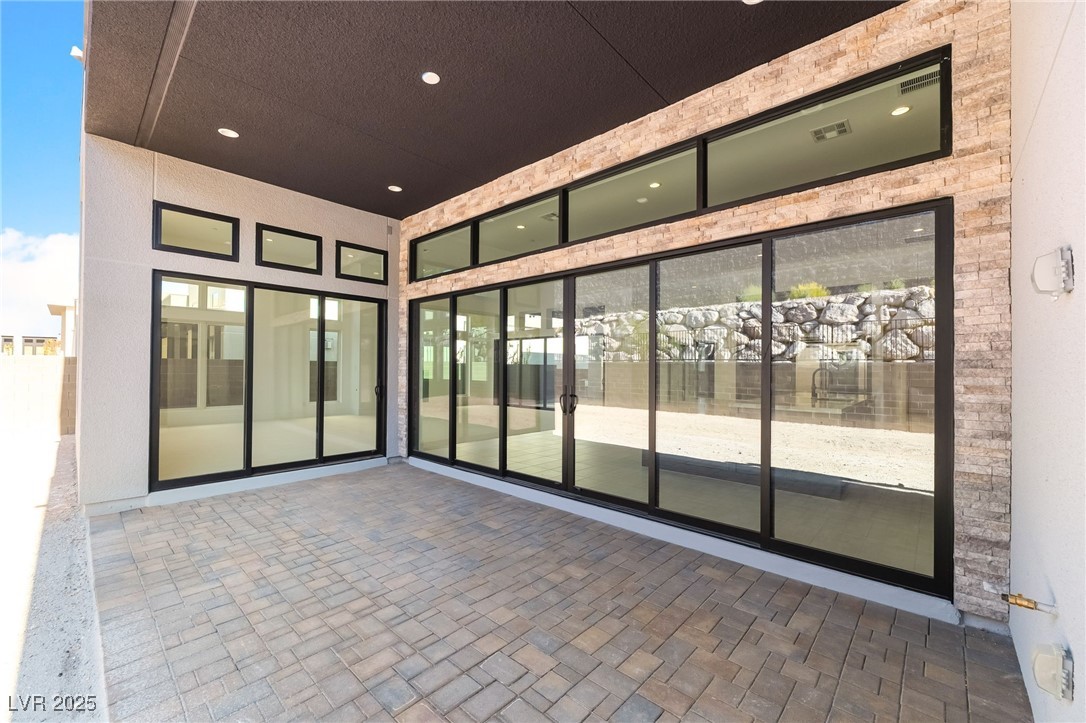 4811 Verde Bloom Street