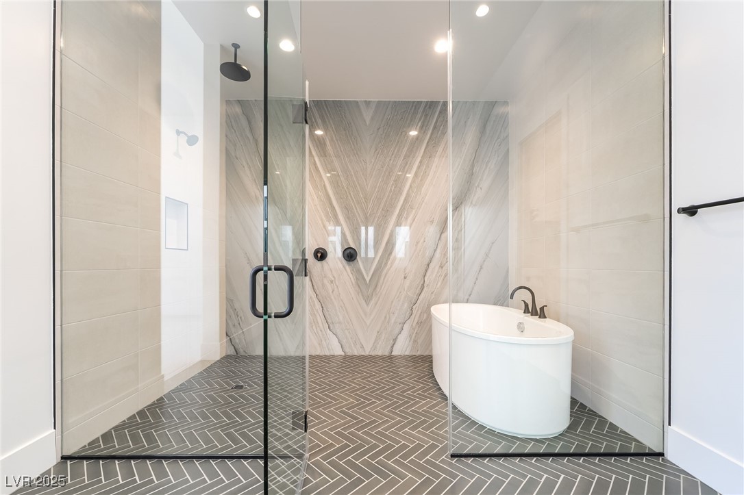 4811 Verde Bloom Street