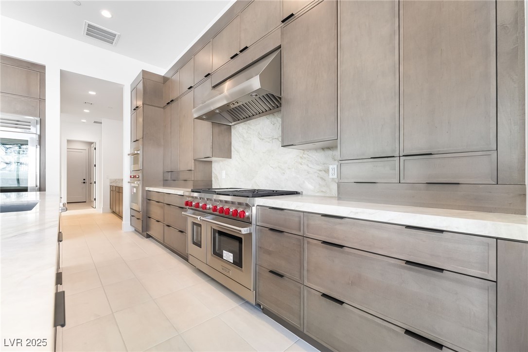 4811 Verde Bloom Street