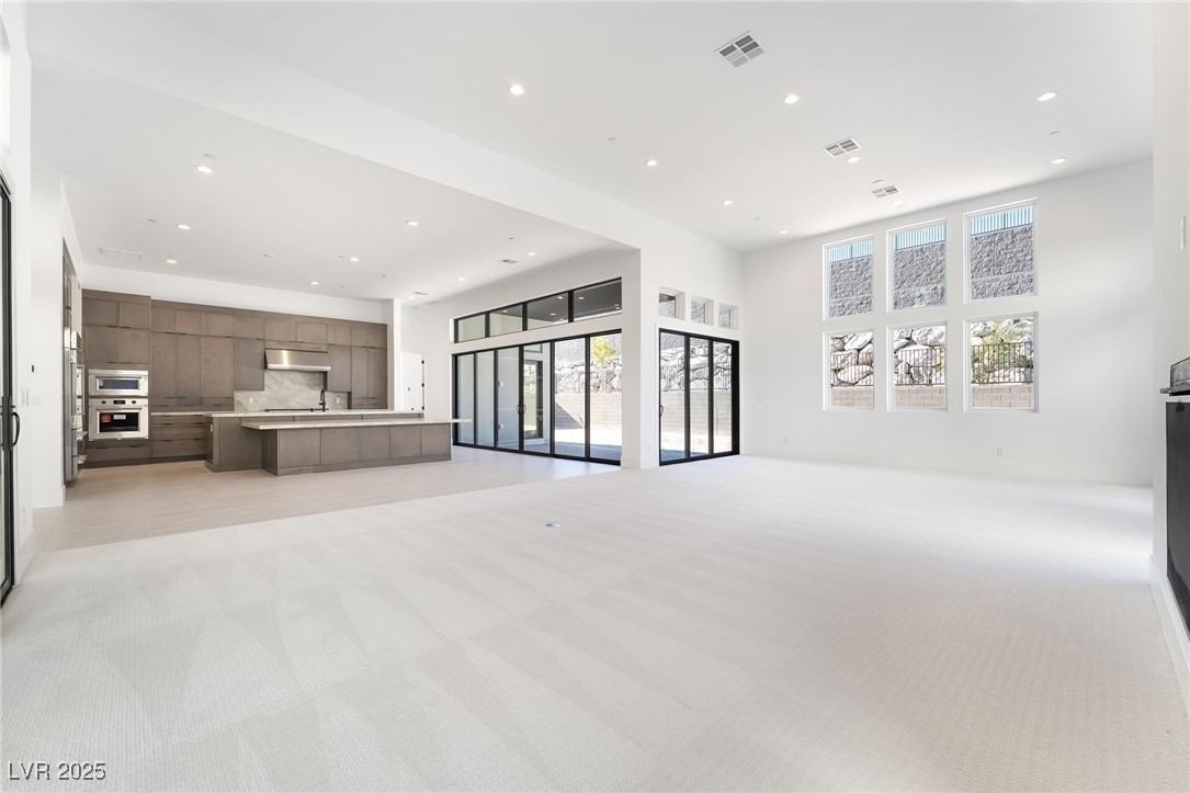 4811 Verde Bloom Street