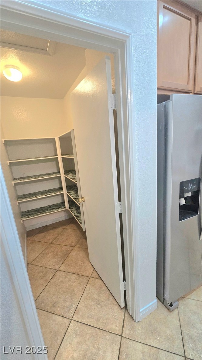 3228 West Hammer Lane