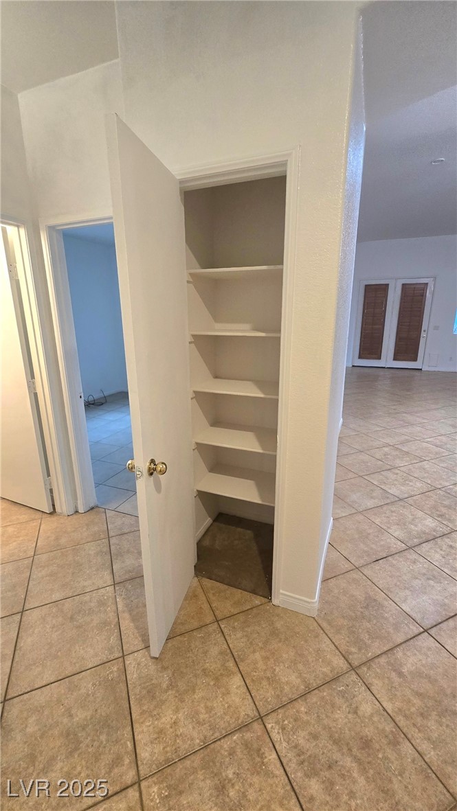 3228 West Hammer Lane