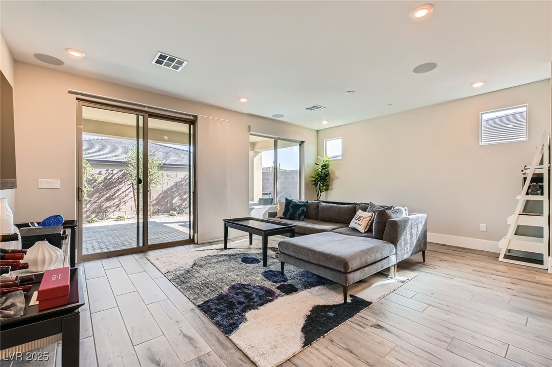 10042 Cardinal Knoll Avenue