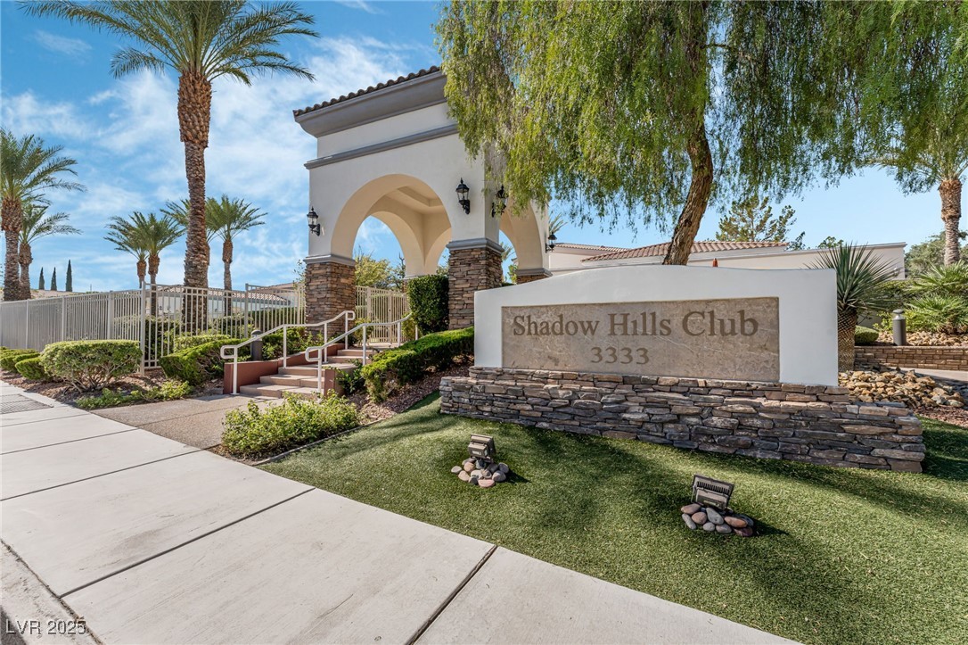 3512 Natural View Street